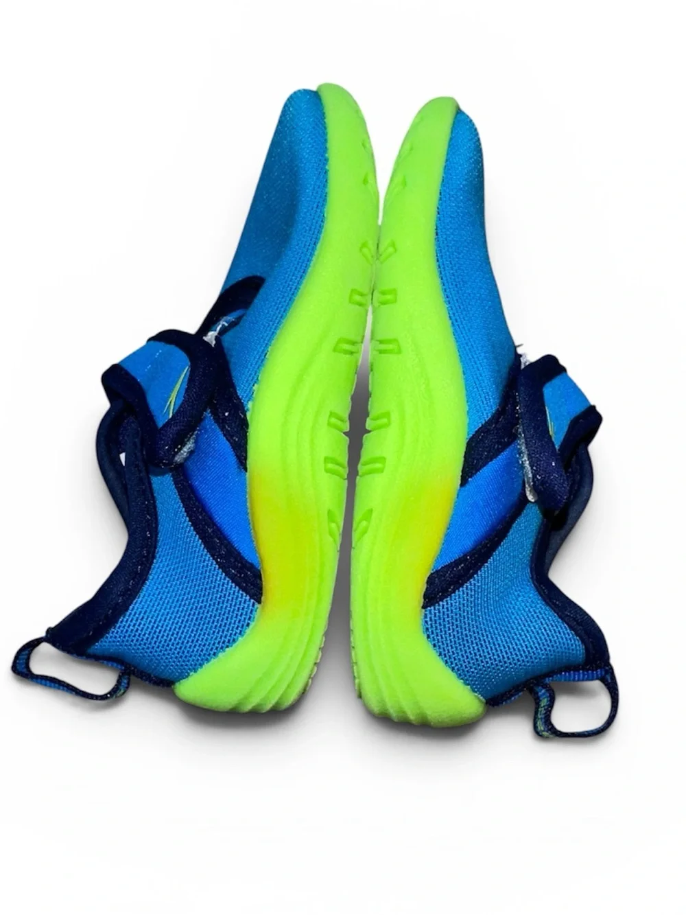 Speedo toddler blue water shoes size 5/6